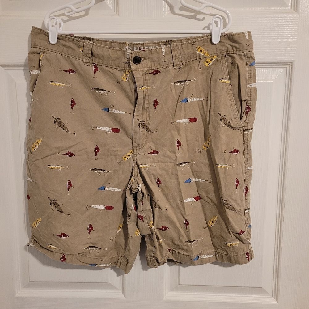 Magellan outdoors lure fishing theme shorts‎